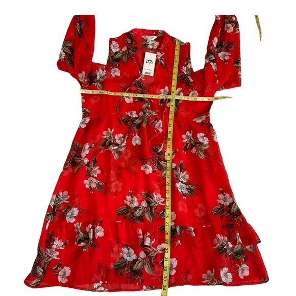 NWT Miss Selfridge Red Floral Cold Shoulder Mini Dress US 6 - Picture 4 of 8